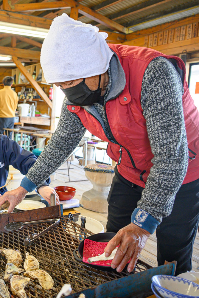 海上カキ焼き 幸栄丸